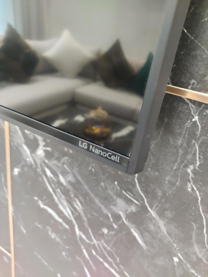 Modern Apartment Opposite The Hassan2 Mosque, Very Well Equipped And Stylish, 85 M2 With Gym And Direct Sea View With Underground Garage , Prohibits Unmarried Couples Of Arab Origin Casa Blanca Exterior foto