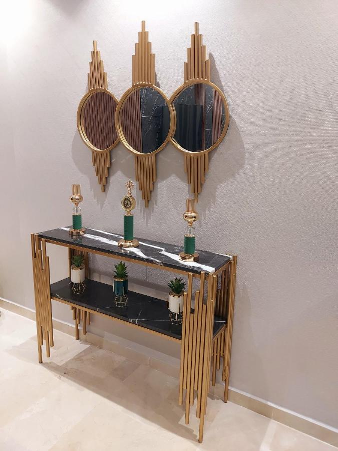 Modern Apartment Opposite The Hassan2 Mosque, Very Well Equipped And Stylish, 85 M2 With Gym And Direct Sea View With Underground Garage , Prohibits Unmarried Couples Of Arab Origin Casa Blanca Exterior foto