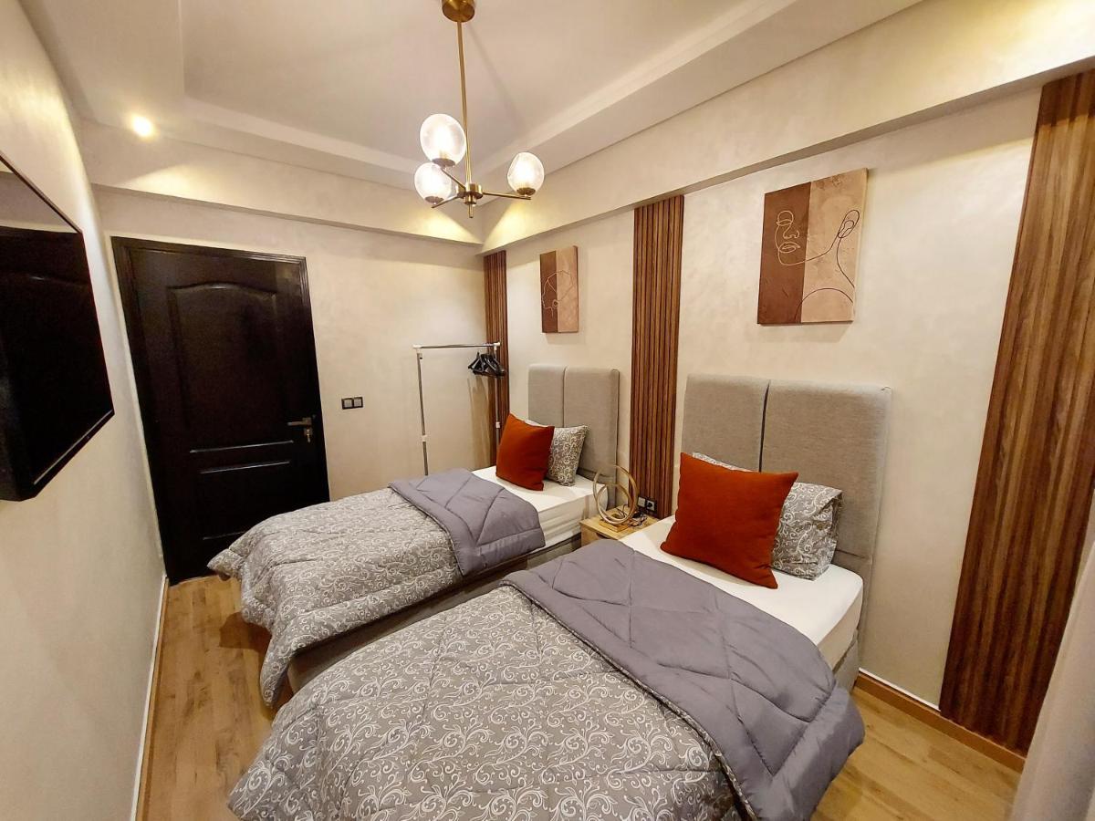 Modern Apartment Opposite The Hassan2 Mosque, Very Well Equipped And Stylish, 85 M2 With Gym And Direct Sea View With Underground Garage , Prohibits Unmarried Couples Of Arab Origin Casa Blanca Exterior foto