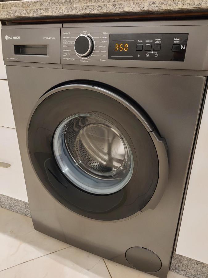 Modern Apartment Opposite The Hassan2 Mosque, Very Well Equipped And Stylish, 85 M2 With Gym And Direct Sea View With Underground Garage , Prohibits Unmarried Couples Of Arab Origin Casa Blanca Exterior foto